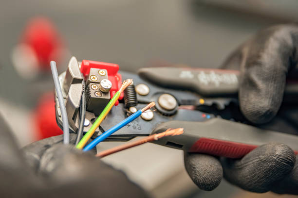 Best Affordable Emergency Electrician  in Croom, MD